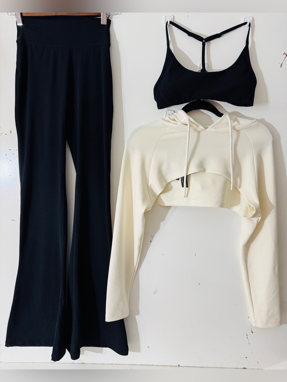 YOUNG LA - 3 PIECE SET! Leggings with Flare, Matching Sports Bra & Bolera Hoodie